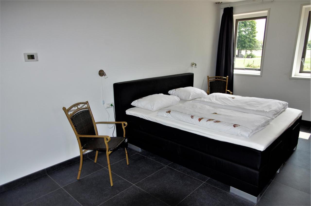 Bed And Breakfast Wouw Ngoại thất bức ảnh